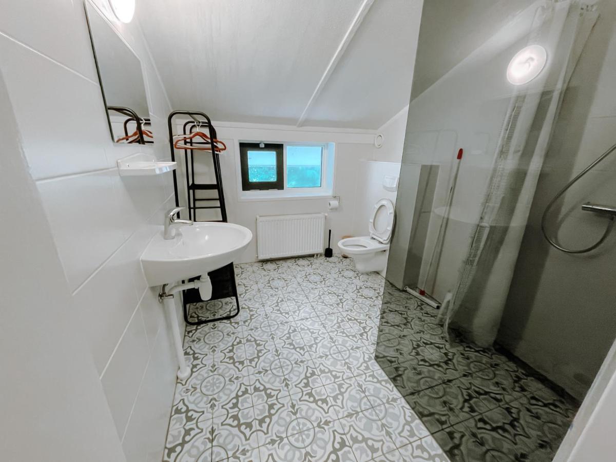 Luxus Familienvilla Mit Jacuzzi & Sauna 2 Tzummarum Kültér fotó