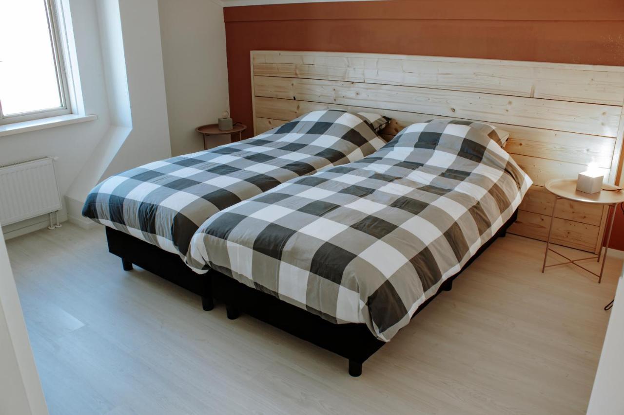 Luxus Familienvilla Mit Jacuzzi & Sauna 2 Tzummarum Kültér fotó