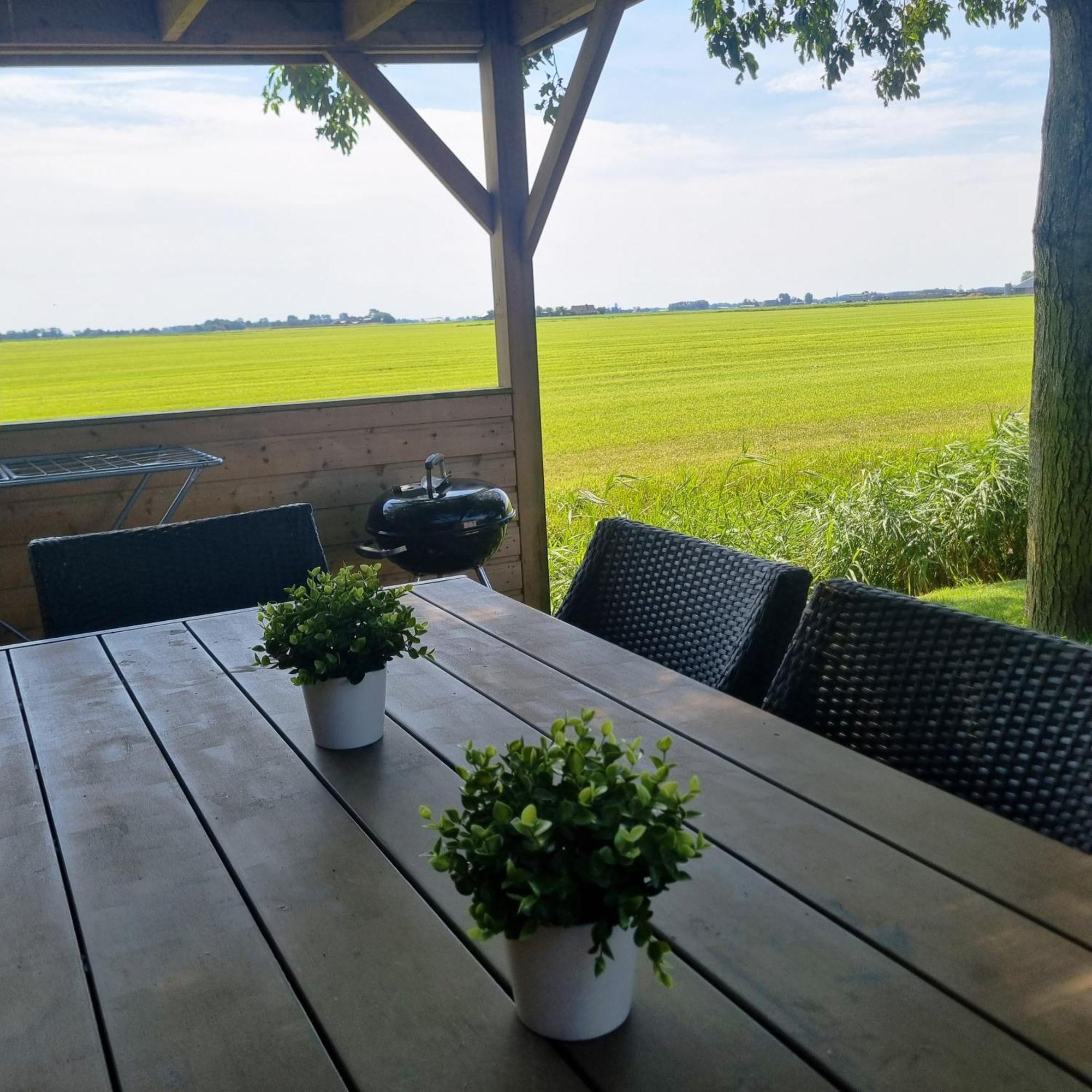 Luxus Familienvilla Mit Jacuzzi & Sauna 2 Tzummarum Kültér fotó